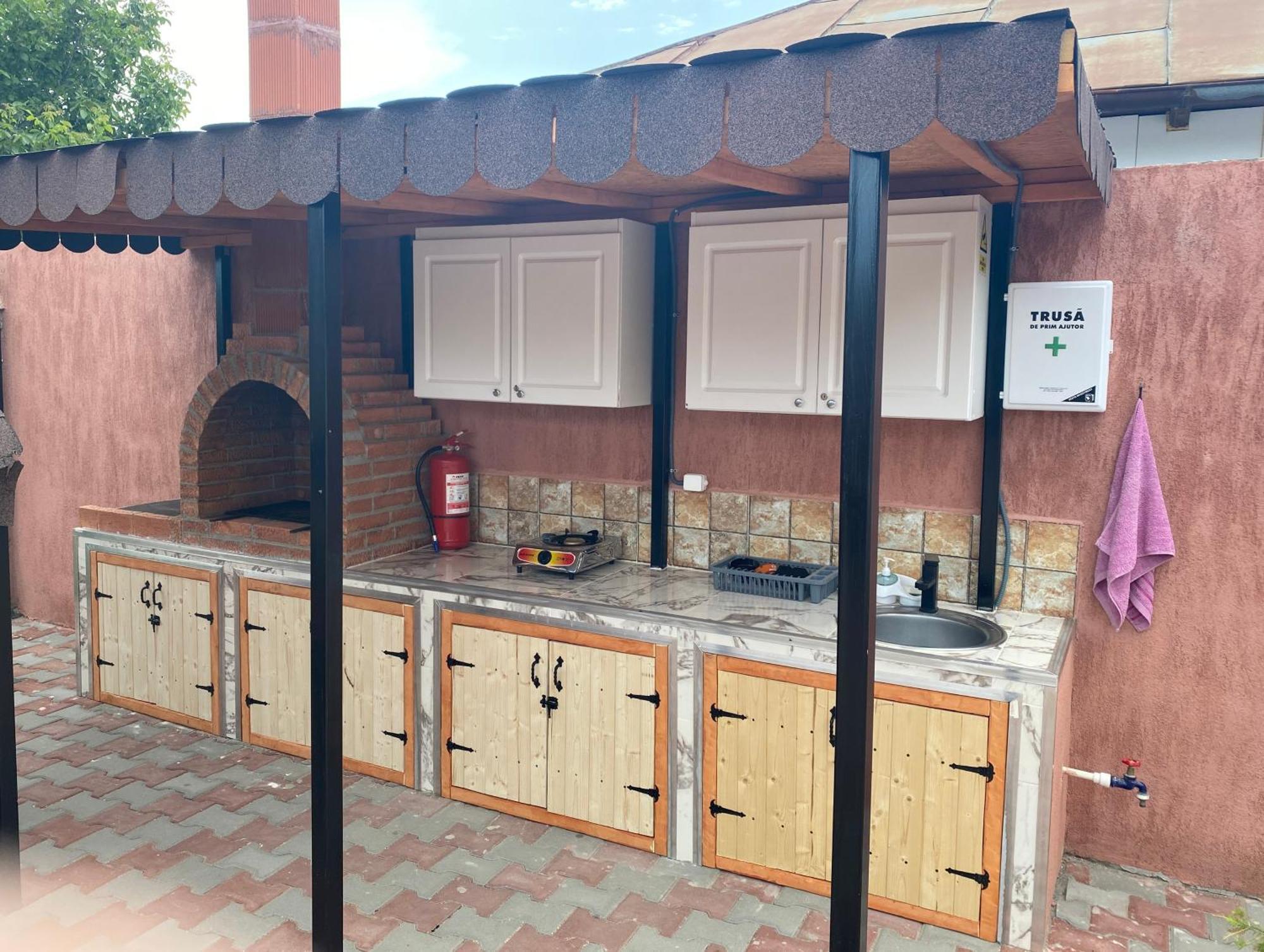 Casa Laura Guest House Corbu  Ngoại thất bức ảnh