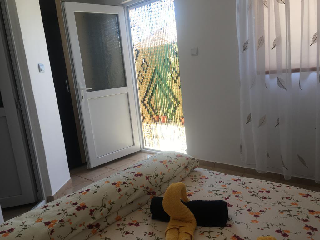 Casa Laura Guest House Corbu  Ngoại thất bức ảnh